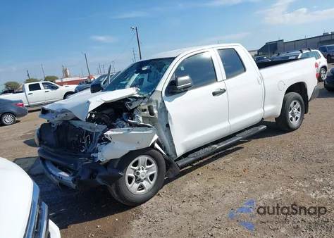 2018 Toyota Tundra Sr 4.6L V8 из США, поврежденный, VIN 5TFRM5F15JX132169